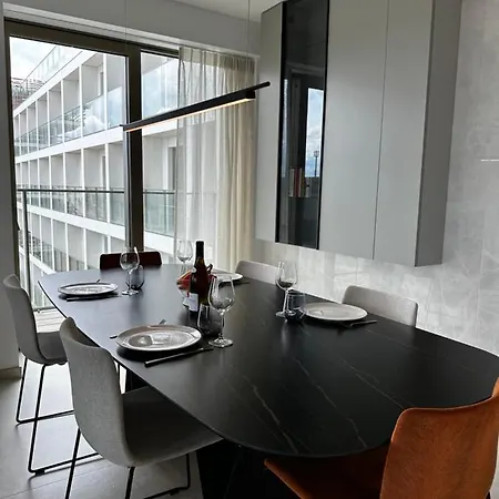 Apartment Sky Tower One *