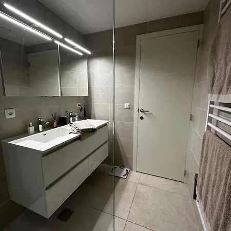 Sky Tower One Appartement *