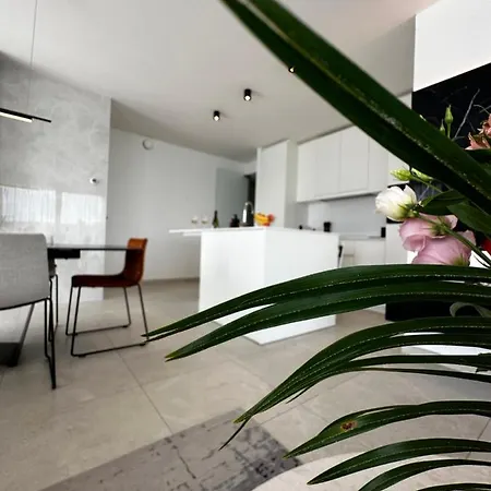 Sky Tower One אוסטנדה